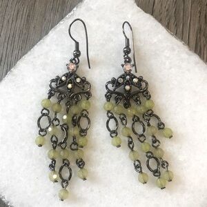 🔥SALE - Any 4/$20.  Chandelier Earrings​